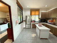 [Urgent Sale!] 2-storey detached house on 220 sq.wah land – Khun Thale Soi 3, Surat Thani, near Surat Thani Rajabhat University and Prince of Songkla University Surat Thani Campus. 4 beds, 3 baths.