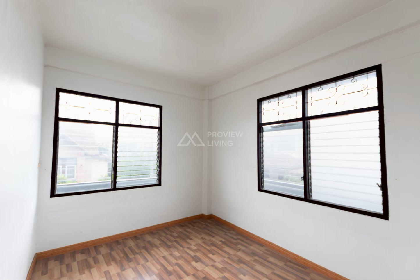 [ขายด่วน] หอพัก 3 ชั้น 8 ห้องนอน 4 ห้องน้ำ พื้นที่ 21.9 ตร.วา ทำเลที่ตั้งติดประตูหลังโรงเรียนจังหวัด 200 เมตร ทำเลดี ราคาสุดคุ้ม 3.X ล้าน