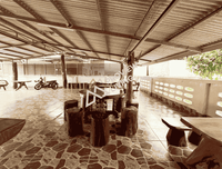 Urgent Sale: House with land near Khao Nipon Police Station, Wiang Sa District, Surat Thani Province. Total area 162.4 sq. wah. 2 bedrooms, 1 bathroom, 1 kitchen, 1 living room, and a backyard area suitable for a vegetable garden or other construction.