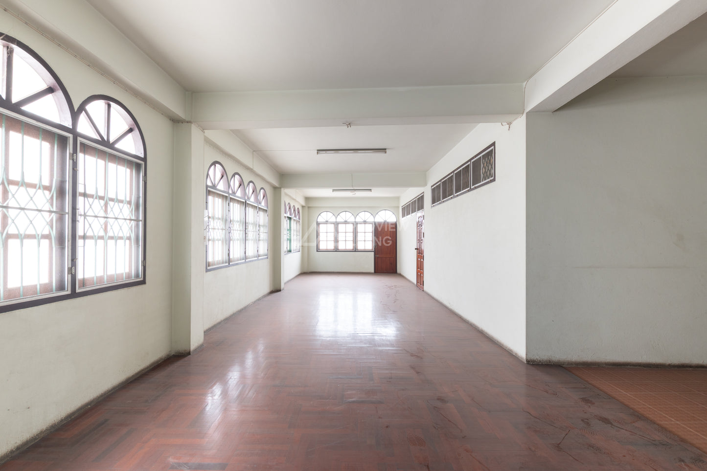 [ขาย] ที่ดินพร้อมตึก 3 ชั้นครึ่ง + ดาดฟ้า ขนาด 32.7 ตร.วา 2 คูหา ปากซอยการุณราษฎร์ 15 ทำเลใจกลางเมือง รีโนเวทเป็นโฮสเทลได้ ราคา 1X ลบ.*