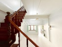Urgent sale! Townhome in Surat Thani, 2 stories, newly renovated, near Ploenpetch Hotel, 1 bed, 2 baths.