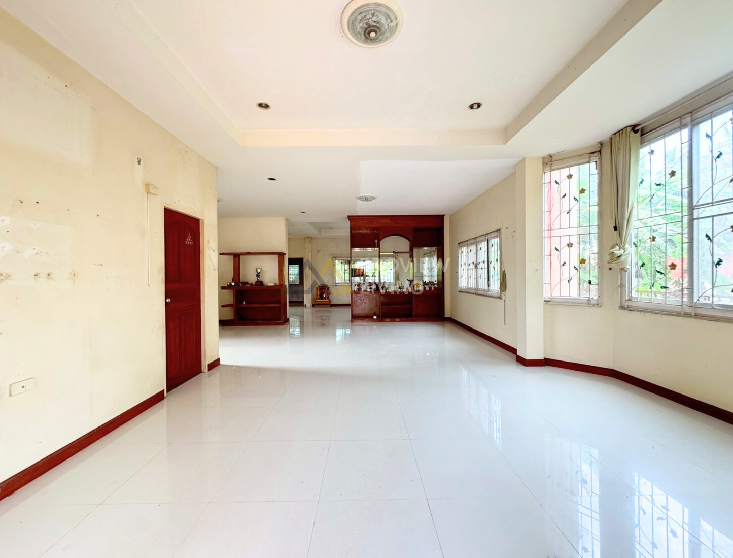 [ขายด่วน] คุ้มที่สุด! บ้านเดี่ยว 2 ชั้น 4 นอน 3 น้ำ บางชุมโถ ใกล้ทั้งเซ็นทรัล และโลตัสสุราษฎร์ธานี พื้นที่กว้างขนาด 116 ตร.ว. หน้ากว้าง 16 ลึก 28