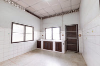 [Sold Out] 2nd-hand house Soi Luksuea 7, next to Don Nok Market. Large house, spacious 110 sq.w. Less than 3 million baht, great value!! 23 meters wide. Surat Thani. 3 bedrooms, 2 bathrooms.