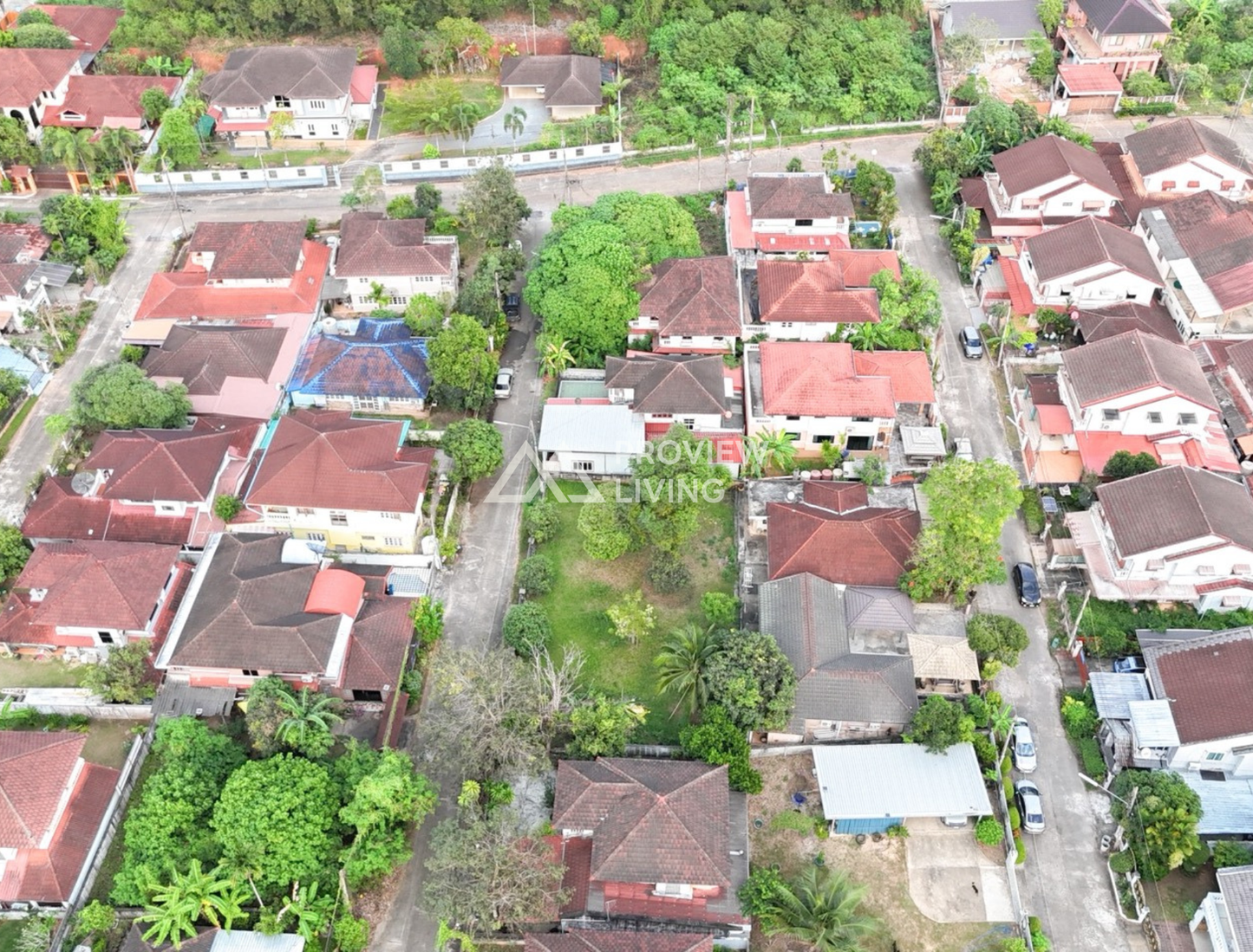 [ขายด่วน] บ้านเดี่ยว หลังใหญ่ มี2หลังในรั่วเดียว หมู่บ้านเสาวลักษณ์ 296.6 ตารางวา ราคา 8.XX ลบ.