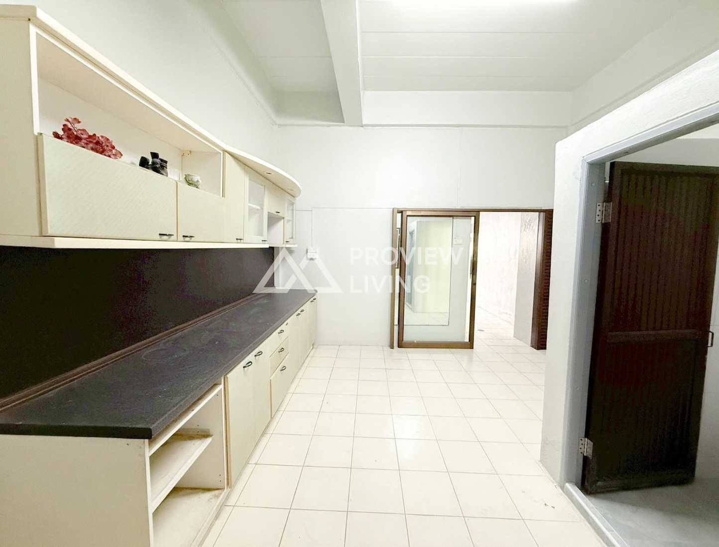 [ขายด่วน] บ้านเดี่ยว 2 ชั้น ใกล้โรงแรมเพลินเพชร เพียง 1.XX ลบ