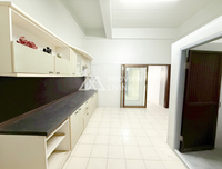 Urgent sale! Townhome in Surat Thani, 2 stories, newly renovated, near Ploenpetch Hotel, 1 bed, 2 baths.