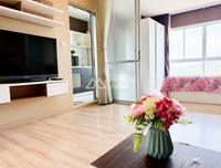 Dcondo CoCo by Sansiri for sale, a corner unit on the 8th floor with a mall view. Located directly opposite Central, this condo in Surat Thani offers high potential. 1 bed, 1 bath.