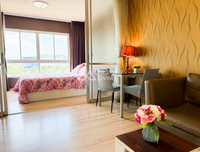 Dcondo CoCo by Sansiri for sale, a corner unit on the 8th floor with a mall view. Located directly opposite Central, this condo in Surat Thani offers high potential. 1 bed, 1 bath.