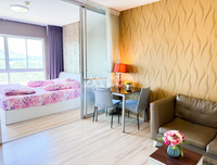 Dcondo CoCo by Sansiri for sale, a corner unit on the 8th floor with a mall view. Located directly opposite Central, this condo in Surat Thani offers high potential. 1 bed, 1 bath.