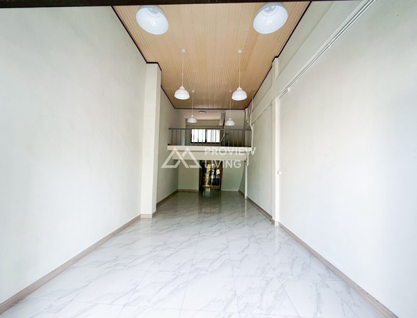 Urgent Sale! Detached House in Surat Thani, 2.5 storeys, only 18 sq.wah.