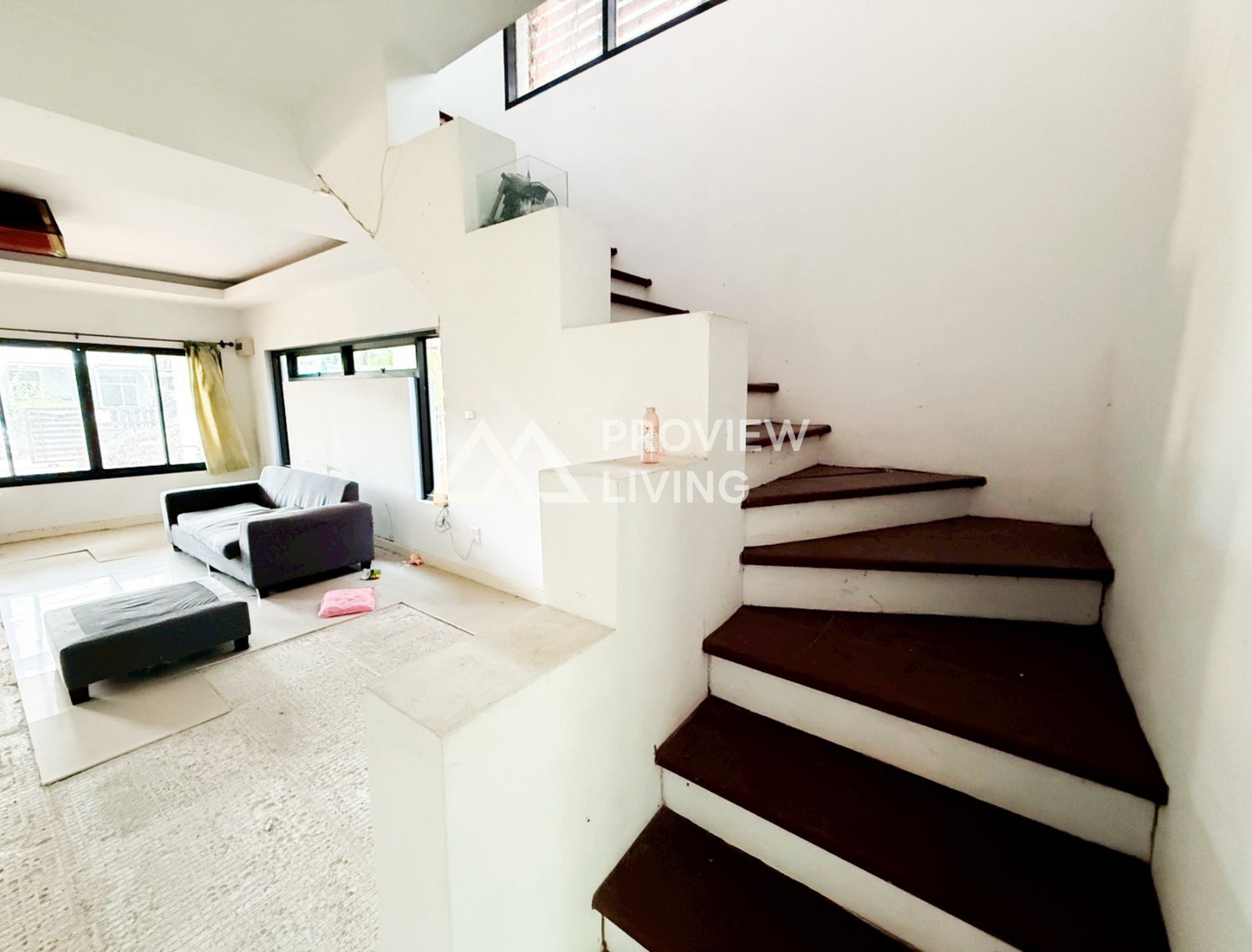 [ขายด่วน] บ้านเดี่ยว 2 ชั้น 2 ห้องนอน 3 ห้องน้ำ ซอยศรีวิชัย 16 ใกล้โรงพยาบาลสุราษฎร์ธานี ราคา 2.XX ลบ