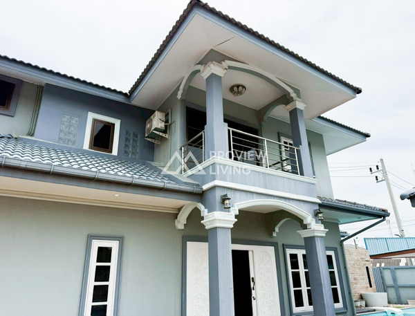 For sale: 2-story detached house in Chaiya. 3 beds, 3 baths. Near Supercheap Chaiya branch.