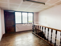 2-story townhome, 16.5 square wah, Soi Talad Mai 35, near Lucky Restaurant, price 980,000 Baht