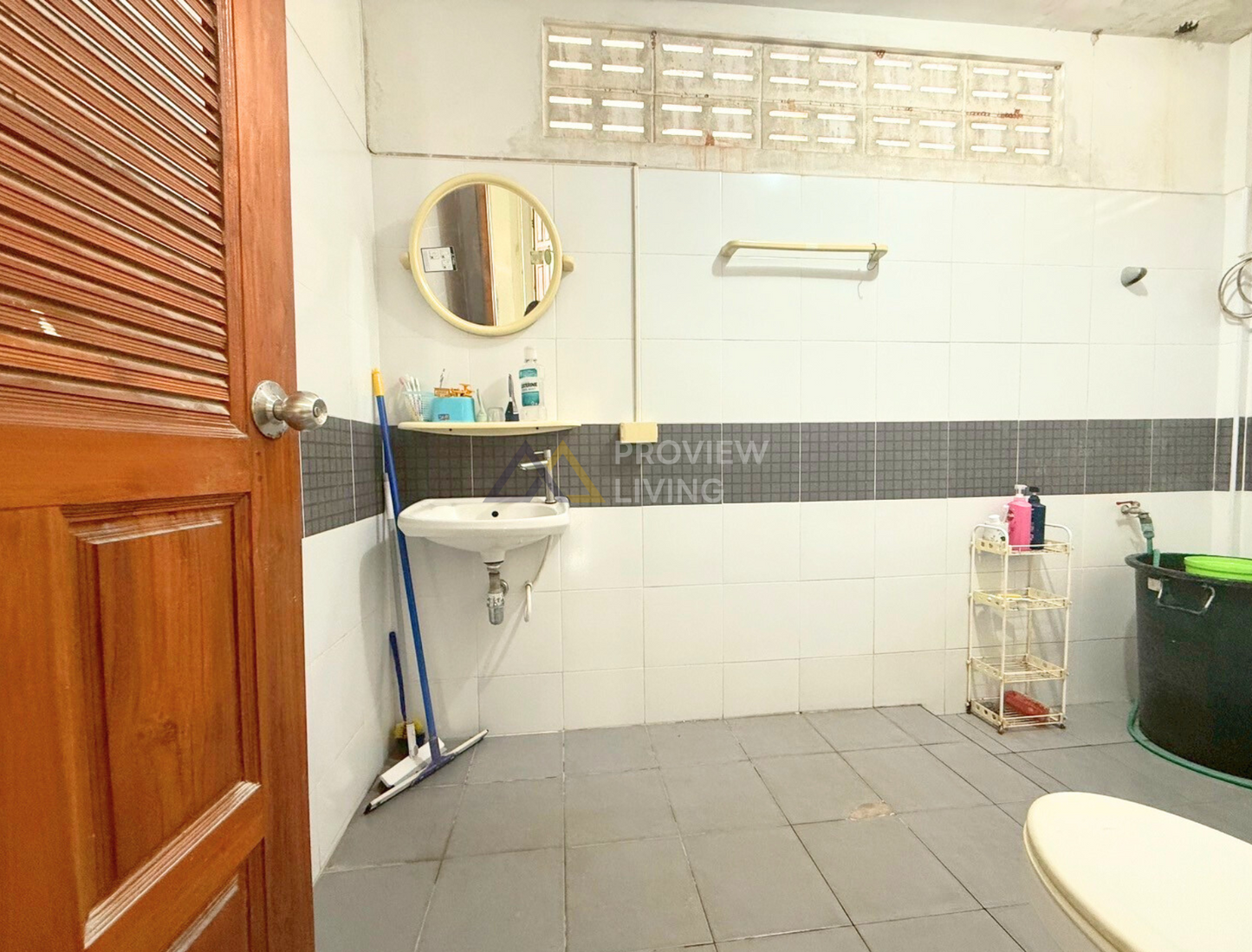 [ขายด่วน] บ้านเดี่ยวหลังมุมในราคาที่ใครก็เอื้อมถึง เพียง 1.XX บาท ใกล้เซ็นทรัลสุราษฎร์ฯ 4 นาที