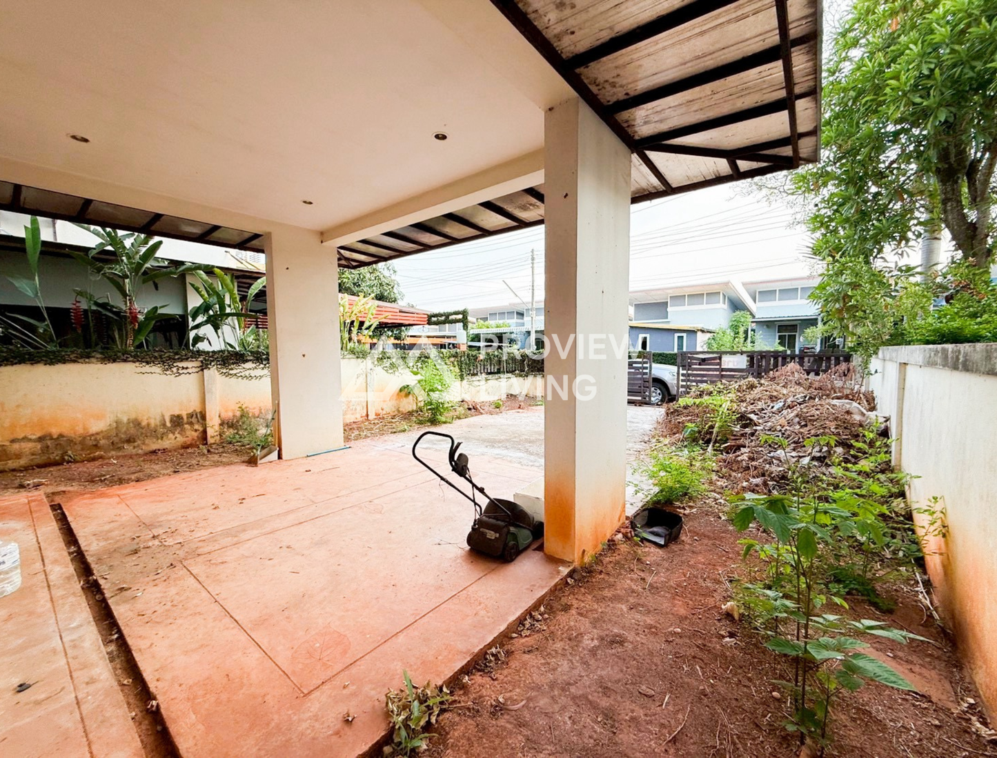 [ขายด่วน] บ้านเดี่ยว 2 ชั้น 2 ห้องนอน 3 ห้องน้ำ ซอยศรีวิชัย 16 ใกล้โรงพยาบาลสุราษฎร์ธานี ราคา 2.XX ลบ