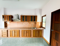 For sale: 2-storey detached corner house, Soi Sri Kasem 15, 100 sq.wah, 3 bedrooms, 3 bathrooms, 4 parking spaces, Baan Wassana, Tad Mai Nai Luek (near the slaughterhouse), Surat Thani.