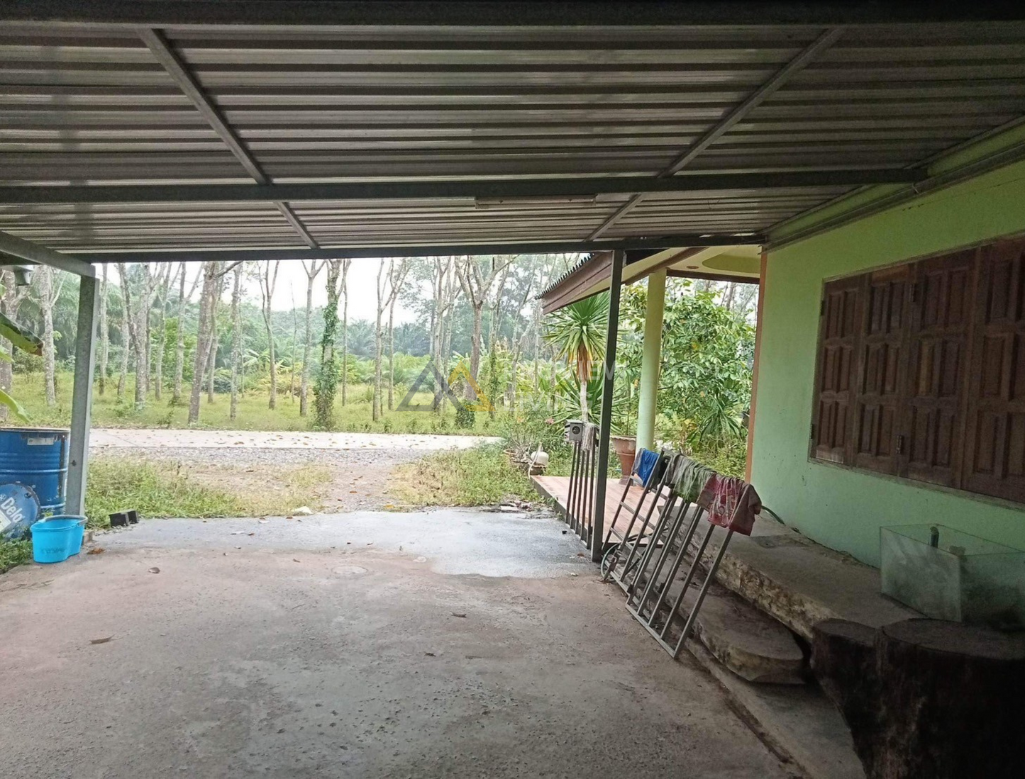 [ขายด่วน] บ้านพร้อมที่ดิน 1 ไร่ 2 งาน 47.5 ตร.ว. ใกล้กองบิน 7 ขนาด 2 ห้องนอน 2 ห้องน้ำ จอดรถ 2 คัน มีพื้นที่สำหรับพร้อมทำการเกษตร