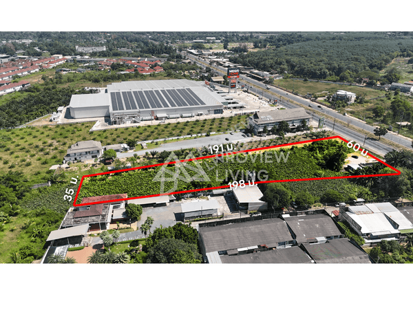 Urgent sale: Vacant land on the main road in Surat Thani, near Mega Home, Bang Yai Intersection. 5 rai 1 ngan 81.1 sq. wah, 60 meters wide.