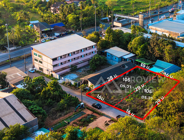 Land for sale - divided plots, Surat Thani, near Shell station - Bang Yai intersection