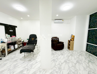 Urgent Sale: Commercial Building in Surat Thani. 3.5-story building, Aomsin Soi.
