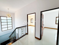 For sale: 2-storey detached corner house, Soi Sri Kasem 15, 100 sq.wah, 3 bedrooms, 3 bathrooms, 4 parking spaces, Baan Wassana, Tad Mai Nai Luek (near the slaughterhouse), Surat Thani.
