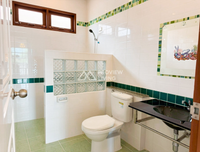 For sale: 2-storey detached corner house, Soi Sri Kasem 15, 100 sq.wah, 3 bedrooms, 3 bathrooms, 4 parking spaces, Baan Wassana, Tad Mai Nai Luek (near the slaughterhouse), Surat Thani.