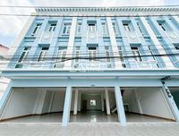 [Reserved] Commercial building, 3-story building (3 units, 2 units), on the new Si Kasem 15 road, starting at Surat Thani