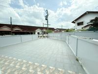 [Reserved] Commercial building, 3-story building (3 units, 2 units), on the new Si Kasem 15 road, starting at Surat Thani