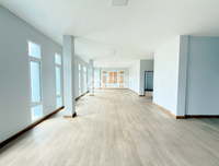 [Reserved] Commercial building, 3-story building (3 units, 2 units), on the new Si Kasem 15 road, starting at Surat Thani