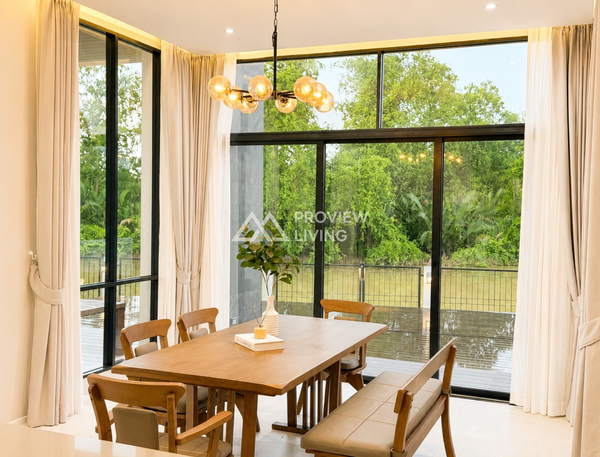 ขายบ้านเดี่ยว Modern Luxury ริมน้ำ หลังใหญ่ พร้อมสระว่ายน้ำ ฟังก์ชันครบครัน ใกล้เซ็นทรัลสุราษฎร์ธานี