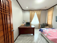 [Urgent Sale!] 2-storey detached house on 220 sq.wah land – Khun Thale Soi 3, Surat Thani, near Surat Thani Rajabhat University and Prince of Songkla University Surat Thani Campus. 4 beds, 3 baths.