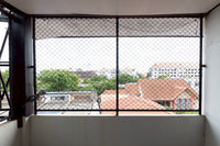 [Reserved] 3-story dormitory, 8 bedrooms, 4 bathrooms, 21.9 sq. wah. Located 200 meters from the back gate of the provincial school. Good location, great value for 3.X million baht. Surat Thani.