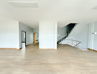 [Reserved] Commercial building, 3-story building (3 units, 2 units), on the new Si Kasem 15 road, starting at Surat Thani