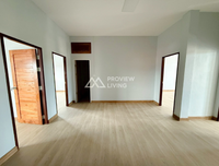 [Reserved] Commercial building, 3-story building (3 units, 2 units), on the new Si Kasem 15 road, starting at Surat Thani