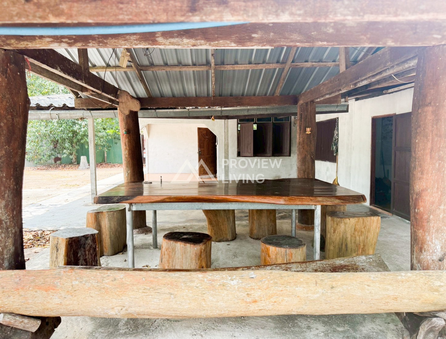 ขายที่ดินพร้อมสิ่งปลูกสร้าง ใกล้สนามบินสุราษฎร์ธานี @มะลวน ใกล้ราคา 2.XX ลบ