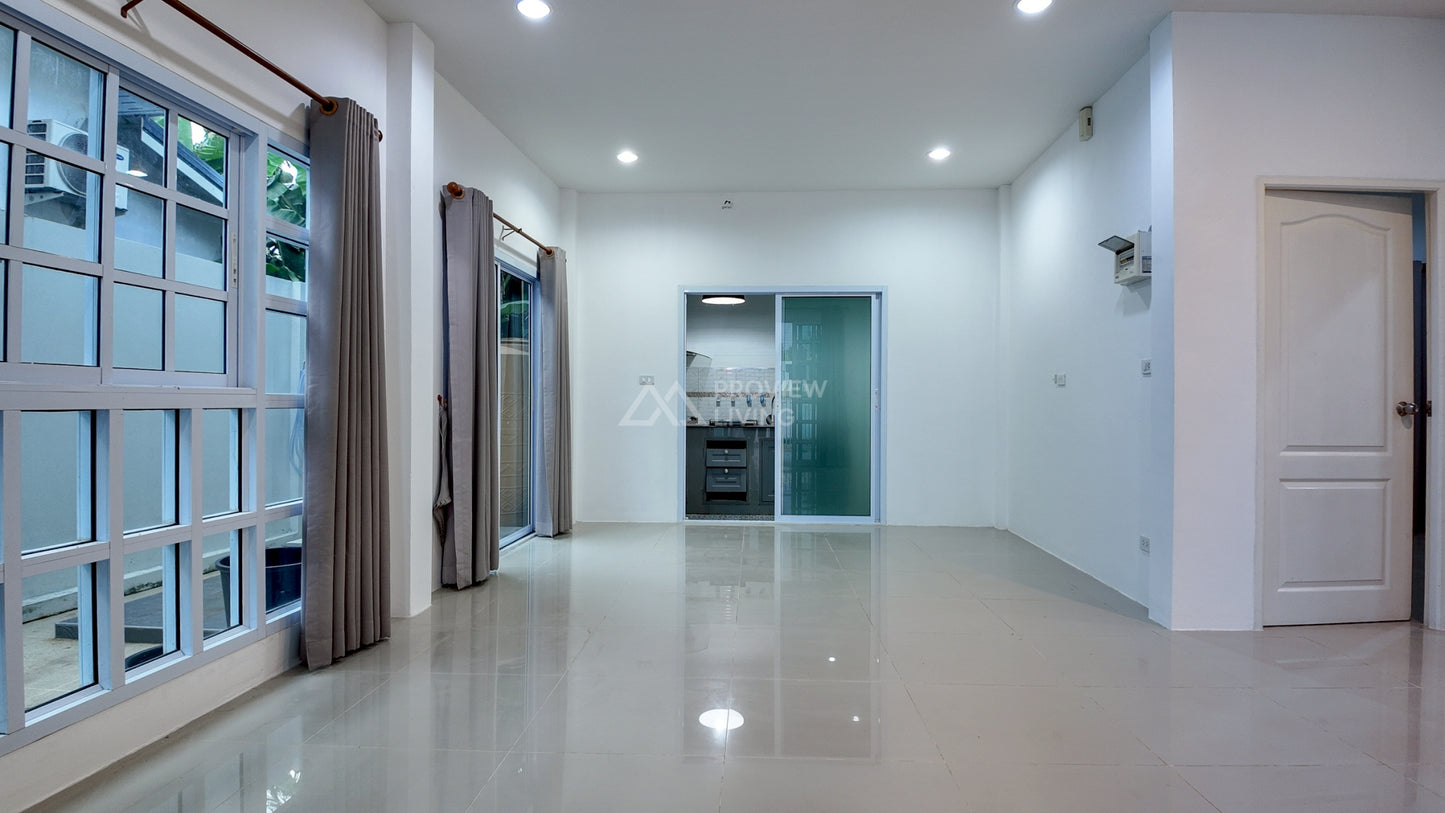 [ขายด่วน] บ้านแฝด โครงการวิลล่าเทมโป้ ซอยโกเตง รีโนเวทครบหิ้วกระเป๋าพร้อมเข้าอยู่ | 33.2 ตร.วา | 2 ห้องนอน 2 ห้องน้ำ 2 จอดรถ