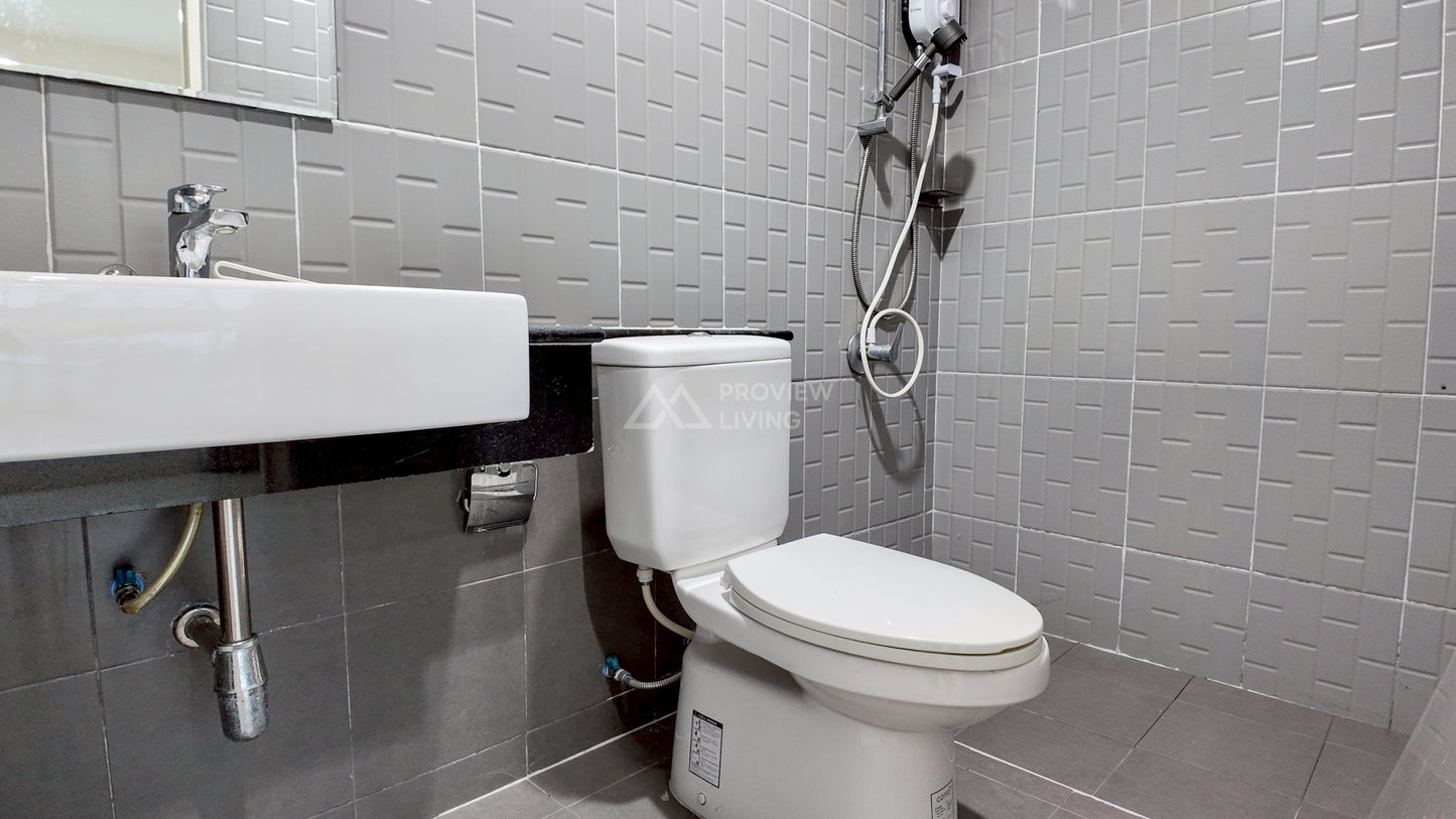 [ขายด่วน] บ้านแฝด โครงการวิลล่าเทมโป้ ซอยโกเตง รีโนเวทครบหิ้วกระเป๋าพร้อมเข้าอยู่ | 33.2 ตร.วา | 2 ห้องนอน 2 ห้องน้ำ 2 จอดรถ