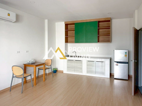 Urgent sale: Apartelle business with tenants in Surat Thani city center, 59 rooms, generating 8-9 million baht per year immediately, 59 bedrooms.