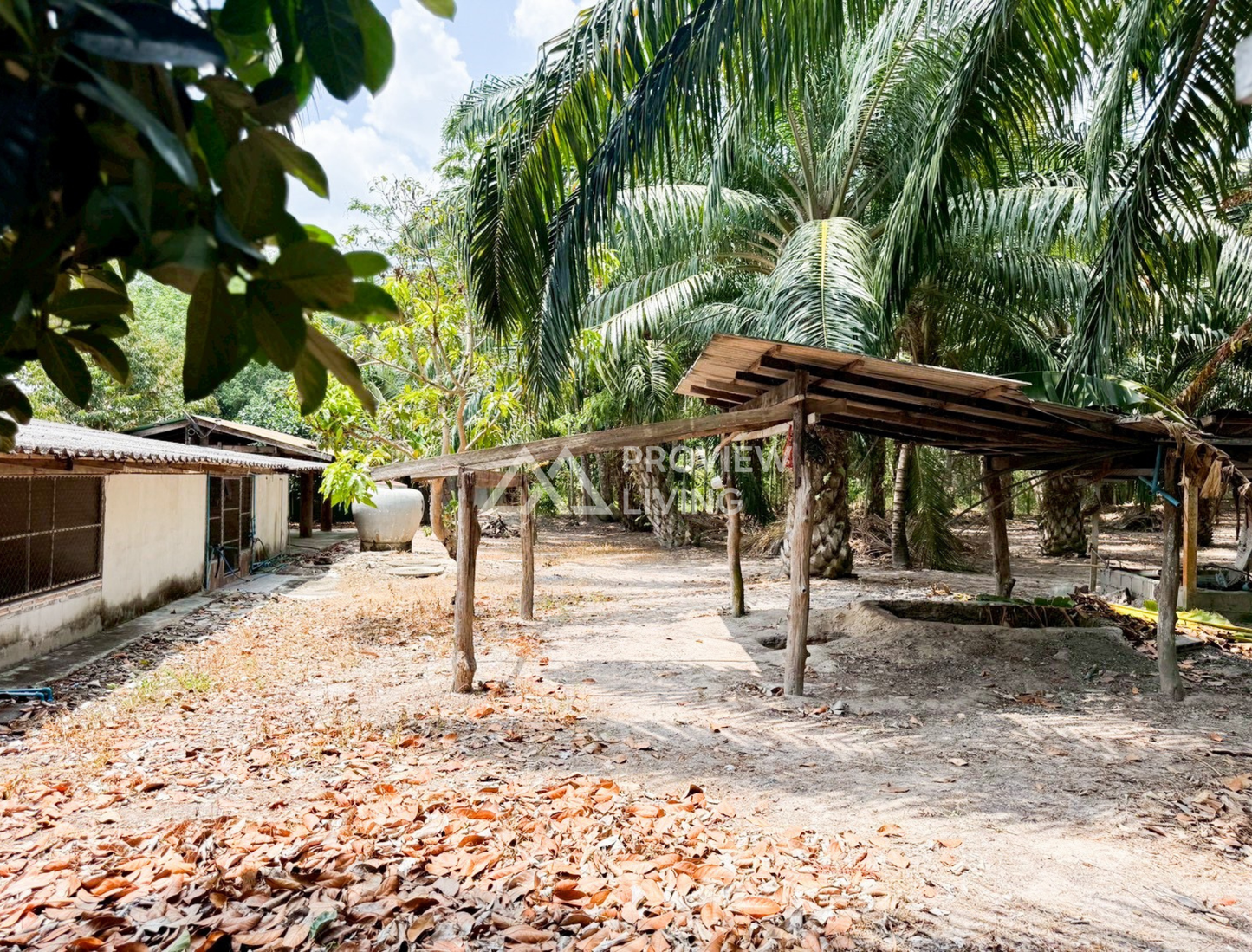 ขายที่ดินพร้อมสิ่งปลูกสร้าง ใกล้สนามบินสุราษฎร์ธานี @มะลวน ใกล้ราคา 2.XX ลบ