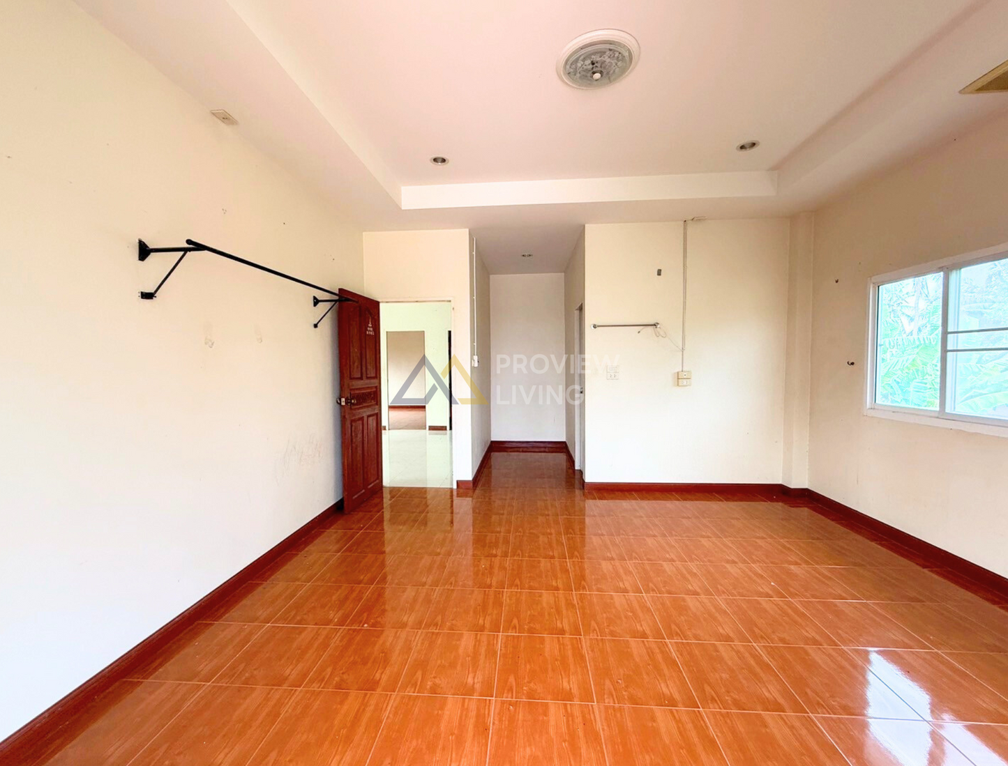 [ขายด่วน] คุ้มที่สุด! บ้านเดี่ยว 2 ชั้น 4 นอน 3 น้ำ บางชุมโถ ใกล้ทั้งเซ็นทรัล และโลตัสสุราษฎร์ธานี พื้นที่กว้างขนาด 116 ตร.ว. หน้ากว้าง 16 ลึก 28