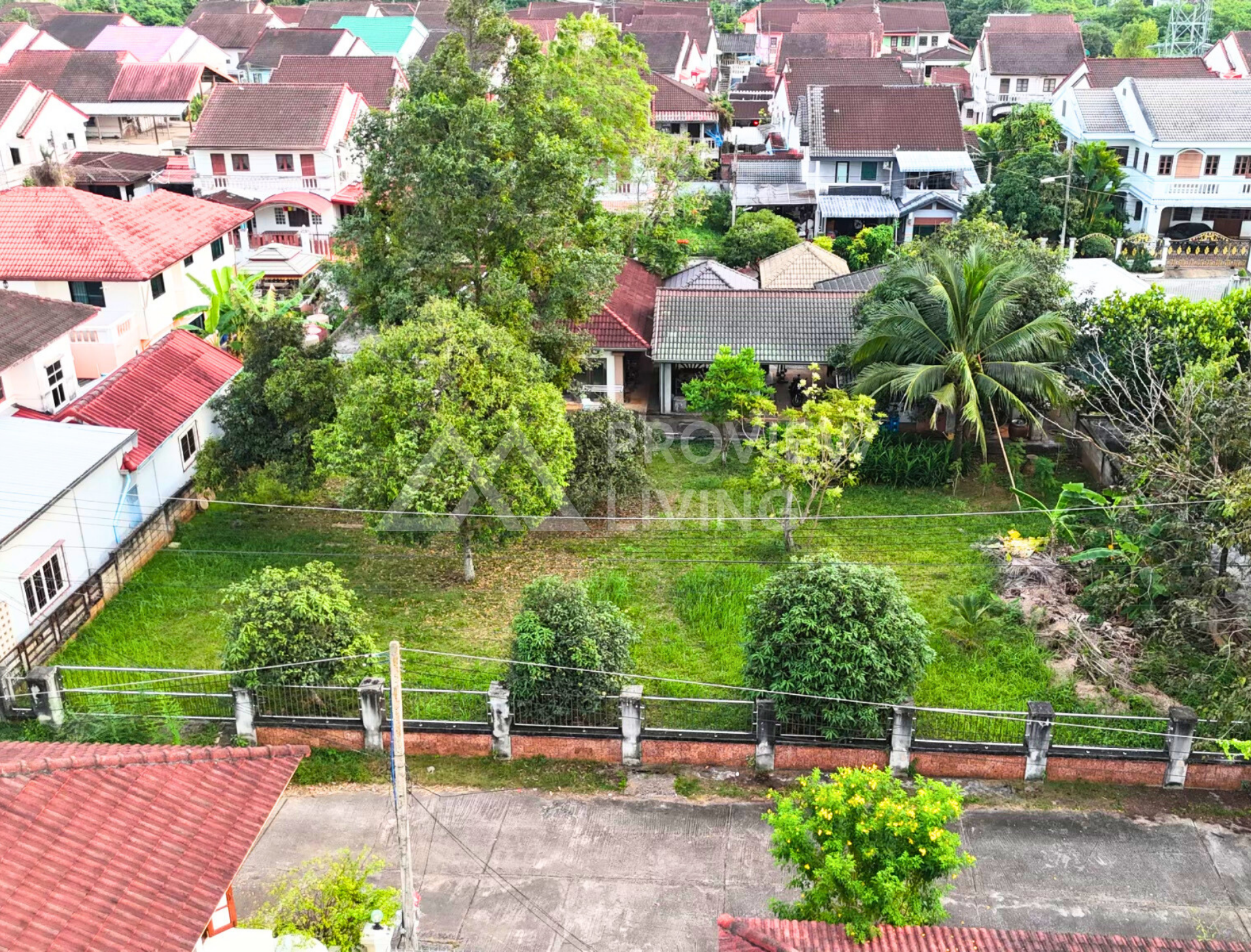 บ้านเดี่ยว 2 หลัง + สวน หมู่บ้านเสาวลักษณ์ 2  @บางกุ้ง 26-000003 @หมู่บ้านเสาวลักษณ์ ซอย 10