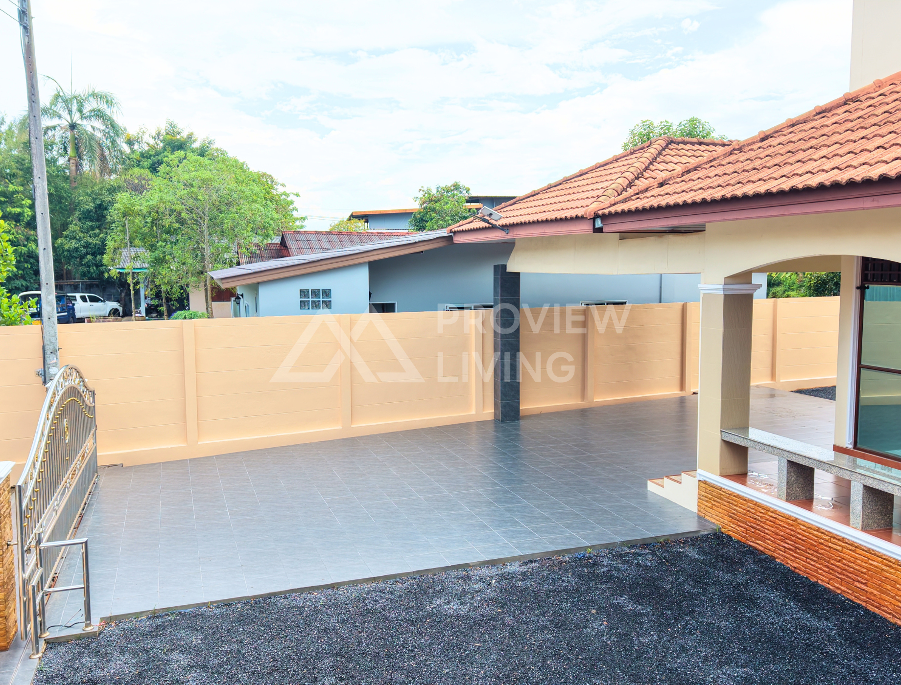 ขายบ้านเดี่ยว2 ชั้น หลังมุม ซอยศรีเกษม 15 100 ตร.วา 3 ห้องนอน 3 ห้องน้ำ 4 ที่จอดรถ บ้านวาสนา ตัดใหม่ในลึก (แถวโรงฆ่าสัตว์) สุราษฎร์ธานี