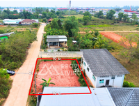 ที่ดินเปล่าถมแล้ว 50 ตร.วา ใกล้โรงเรียนวัดท่าไทร  @ท่าทองใหม่ กว้างติดถนน 21 ม.   ลึก 10 ม. อ.กาญจนดิษฐ์  จ.สุราษฎร์ธานี