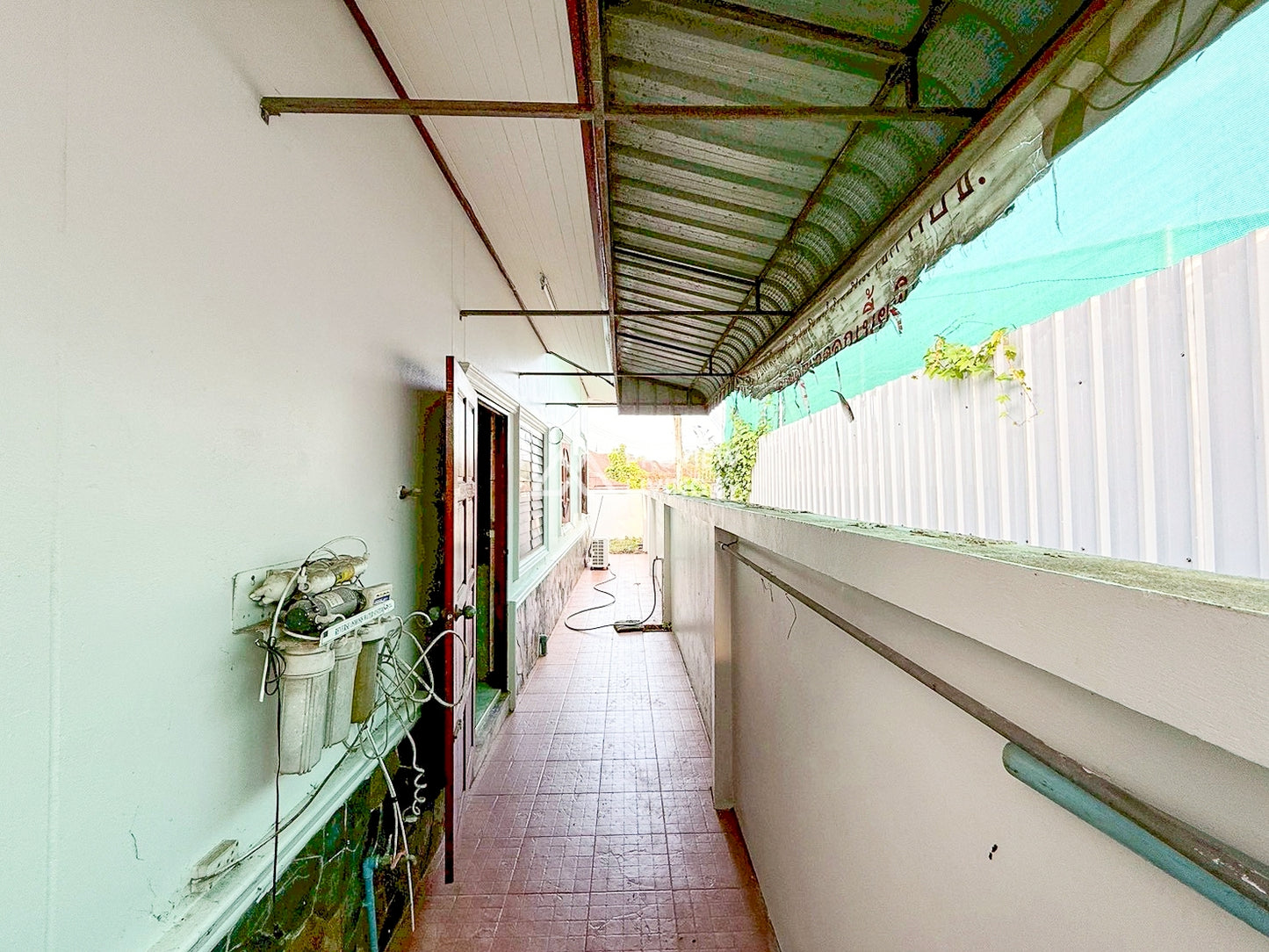 [ขายด่วน] บ้านเดี่ยวชั้นเดียว หลังมุม ถนนพ่อขุนทะเล หมู่บ้านโกลเด้นท์โฮม ขนาด 69.6 ตร.วา | 3 ห้องนอน 2 ห้องน้ำ 2 จอดรถ