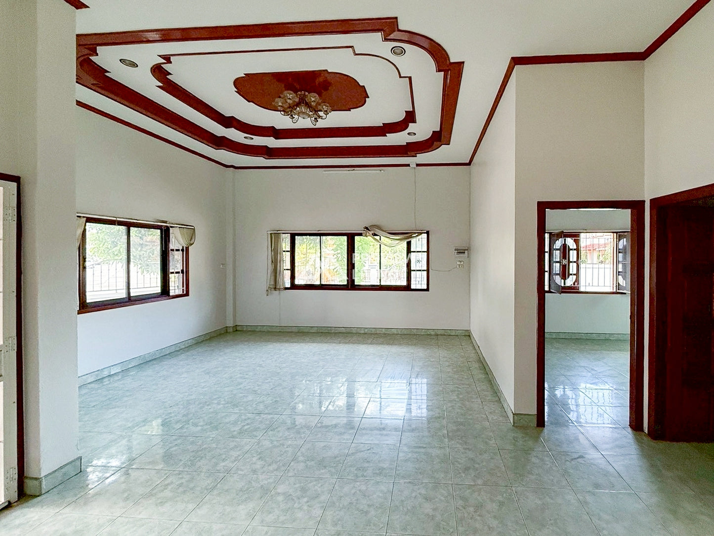 [ขายด่วน] บ้านเดี่ยวชั้นเดียว หลังมุม ถนนพ่อขุนทะเล หมู่บ้านโกลเด้นท์โฮม ขนาด 69.6 ตร.วา | 3 ห้องนอน 2 ห้องน้ำ 2 จอดรถ