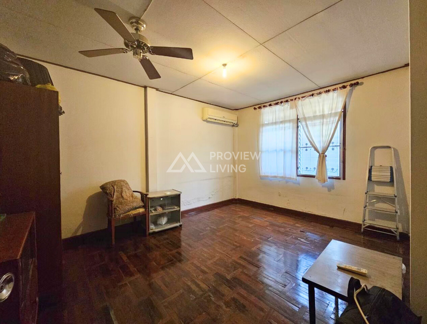 [พร้อมอยู่] บ้านเดี่ยว 5 ห้องนอน 3 ห้องน้ำ 2 ที่จอดรถ 95 ตารางวา ใกล้ศาลอาญา @รัชดา 32