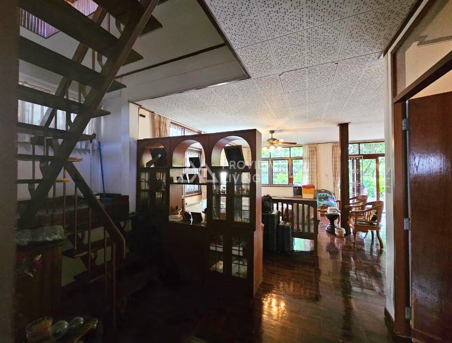 [พร้อมอยู่] บ้านเดี่ยว 5 ห้องนอน 3 ห้องน้ำ 2 ที่จอดรถ 95 ตารางวา ใกล้ศาลอาญา @รัชดา 32