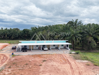 Business for sale: 5 rental rooms + fully occupied tenants, income 17,000 per month. Location: behind Wat Wiang @Chaiya.
