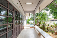 [Sold Out] 2nd-hand house Soi Luksuea 7, next to Don Nok Market. Large house, spacious 110 sq.w. Less than 3 million baht, great value!! 23 meters wide. Surat Thani. 3 bedrooms, 2 bathrooms.