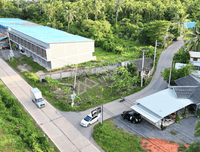 Urgent Sale: Vacant land, 1 ngan 1.5 sq. wa., prime location near Wat Pradu, close to Surat Thani Hospital and Central Surat Thani. 19-meter frontage, 24-meter depth. Suitable for residential development.